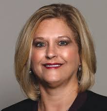 Andrea Harrow's Instagram, Twitter & Facebook