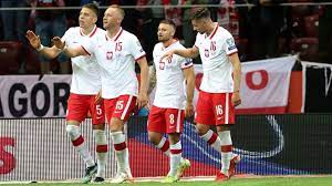 Piłkarze obu drużyn pojawią się na murawie pge stadionu narodowego punktualnie o 20:35. Hvvtgxphbmu5am