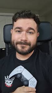 Just got any one what to play and chill?