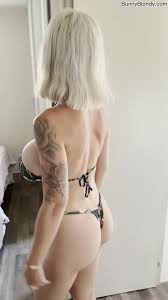 BunnyBlondyX – Big tits blonde at the beach gets covered in cum by stranger  at the campsite | JustPorn.to