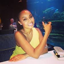 While she also touched on her glamorous photo shoot, where she posed in a stunning emerald ensemble which exposed her bump. Leigh Anne Pinnock And Jade Thirlwall On Vacation With Their Bfs