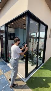 Academia Em Casa Projeto Studio Open House Video In 2020 First Apartment Workout Warm Up Bedroom Design