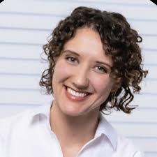 Amanda Fenwick's Instagram, Twitter & Facebook