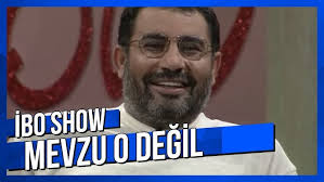 Kırk yıl yağmur yağsa işlemez mermere . Sen sen ol guvenme ibneyle berbere.  Ahmet kaya.