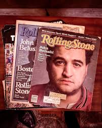 Green room pics from the Fallon appearance. ❤️ 👀 . . . . . .  #fallontonight @fallontonight @jimmyfallon #itsafamilybusiness #bts  @fallontonightbts #greenroomkids #robotmagic #magician #tonightshow  #rockefellercenter #nbcstudios