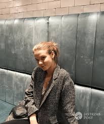 She is the daughter of tomasz lis and kinga rusin. Iga Lis Z Torebka Yves Saint Laurent Za 4 Tysiace Zlotych Zdjecia