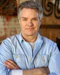 Andrew Elsen's Instagram, Twitter & Facebook