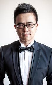 Hanqing Zhou's Instagram, Twitter & Facebook