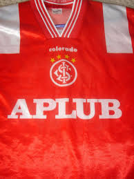 Site oficial com horario dos voos online, estacionamento, localizacao, lojas e servicos. Internacional Home Baju Bolasepak 1997