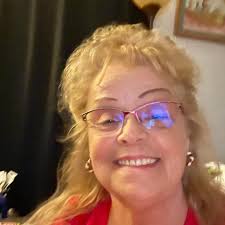 Roxann Brown-Jendrzejewski (@roxann.jendrzejewski) • Facebook