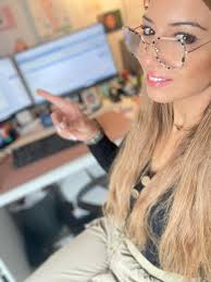 What are some coworking or coliving recommendations in Bali for digital  nomads?