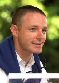 Mackenzie Astin Biography