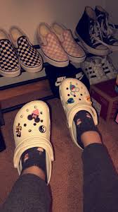 Aesthetic Black Crocs With Charms Crocs Crocs Shoes Cute Shoes Heels Crocs Fashion