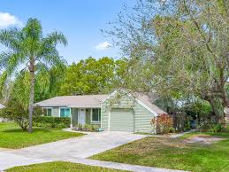 1313 Ethel Cir NE, Palm Bay, FL 32905