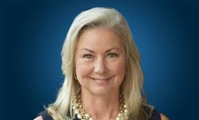 Amy Errett's Instagram, Twitter & Facebook