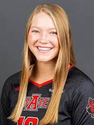 Juliana Cramer's Instagram, Twitter & Facebook