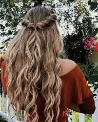 Whatever the type of hair you have you can find a way to style it to look cute and pretty. Vsco Girl Hairstyles You Ll Want To Copy Stylebistro