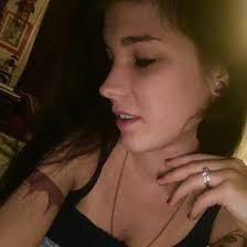 Alisha Thacker's Instagram, Twitter & Facebook