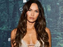 Check spelling or type a new query. Cieee Megan Fox Merasa Machine Gun Kelly Belahan Jiwanya