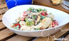 Hahnchen Gemuse Mit Joghurt Essen Ohne Kohlenhydrate Rezept Kohlenhydratarmes Abendessen Rezepte Kalte Gerichte