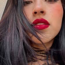 Michelle Arce (@michellearce15)