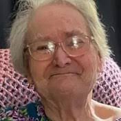 Donna Racine's Instagram, Twitter & Facebook