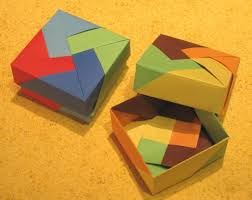 Origami die kunst des faltens findet immer mehr verwendung im alltaglichen leben ob als dekoration oder accessoires. Origami Schachteln Basteln Eine Prima Idee Archzine Net