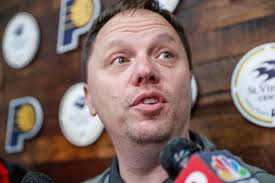 Bob Knight's IU student managers went