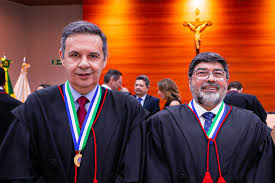 Novos desembargadores tomam posse e passam a integrar a Corte do TJMT