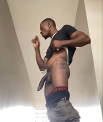 Str8 *EXHIBITIONIST* smokes & strokes in public - ThisVid.com