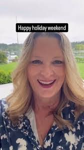 Carol Deemer's Instagram, Twitter & Facebook