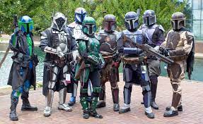 Mandalorian Mysteries Crafting The Armor Starwars Com Mandalorian Cosplay Mandalorian Armor Star Wars Artwork