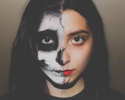 Day of the dead halloween makeup. How To Create Stunning Day Of The Dead Makeup Looks