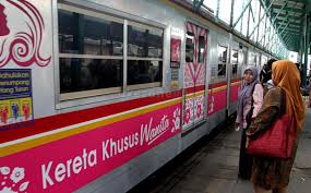 Maybe you would like to learn more about one of these? Naik Krl Bekasi Ke Pasar Senen Begini Caranya Kang Rudi