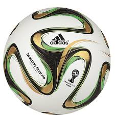 Live und im stream in der ard. Adidas Brazuca Rio Offizieller Final Ball Wm 2014 Fussball Weiss Schwarz Fussballgott24 Himmlisch Shoppen Teuflisch Gunstig