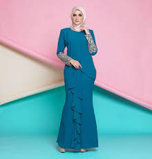 Musim hari raya 2020 hampir tiba, pemakaian sedondon masih menjadi satu trend raya yang diikuti ramai. Paling Keren Warna Baju Raya 2019 Contoh Baju