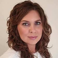 Haley Litzinger's Instagram, Twitter & Facebook