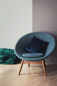 Los Angeles Props For Photo Shoots Velvet Pillows Chairs Los Angeles Lifestyle Fashion Phot Studio Photography Fashion Mid Century Chair Styles Studio