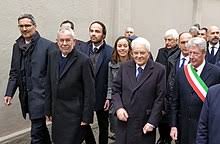 Präsident van der bellen ist klug genug anzuerkennen, dass die regierung demokratisch gewählt wurde. Alexander Van Der Bellen Wikipedia
