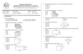 Menurut para ahli, bangun ruang adalah bangun dalam matematika yang memiliki volume, isi, dan memiliki 3 komponen penyusun berupa sisi, rusuk, dan titik sudut. Soal Matematika Sd Volume Bangun Ruang