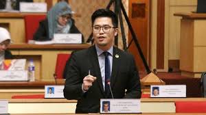 Howard lee chuan ako (zjednodušená čínština: Howard Lee Chuan How Sinar Harian