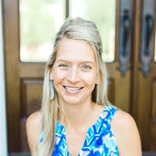 Heidi Hearn's Instagram, Twitter & Facebook