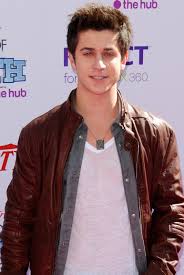 Max and professor crumbs join forces to become a dynamic duo, and justin and alex must team up to save wiz tech from falling into the hands of ronald and wilmer valderrama guest stars on wizards of waverly place in the episode 'uncle ernesto'. David Henrie Wikipedia