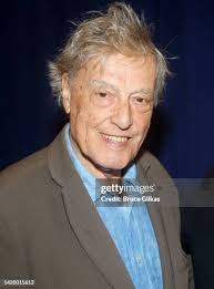 Max Ryan Burach, Michael Deaner, Pearl Scarlett Gold, Ava Michele... News  Photo