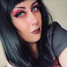 Will Stardust Racers accommodate a skinny 7 year old?