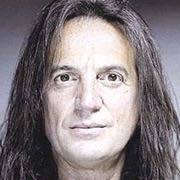 Sa famille est très cosmopolite. About Francis Lalanne French Singer And Poet 1958 Biography Filmography Discography Facts Career Wiki Life