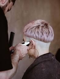 Coupe au bol la nouvelle coupe courte tendance en 2019 images tagged with #natte on instagram. Coupe Au Bol