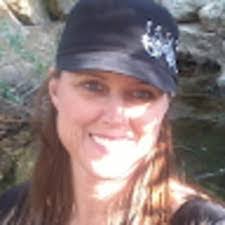 Julie Ritenour's Instagram, Twitter & Facebook