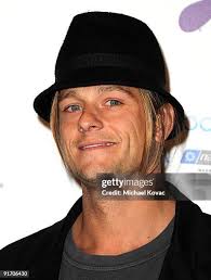 99 Shane Wallis Photos & High Res Pictures