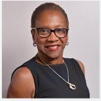 Loretta Mccracken's Instagram, Twitter & Facebook